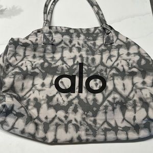 COPY - New Alo reusable tote